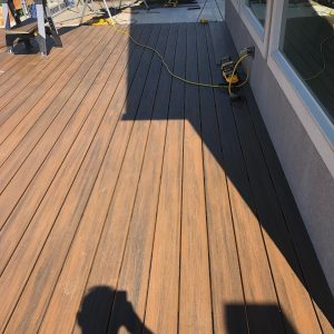 Read more about the article Elevate Your Outdoor Living: Deck Design Inspiration